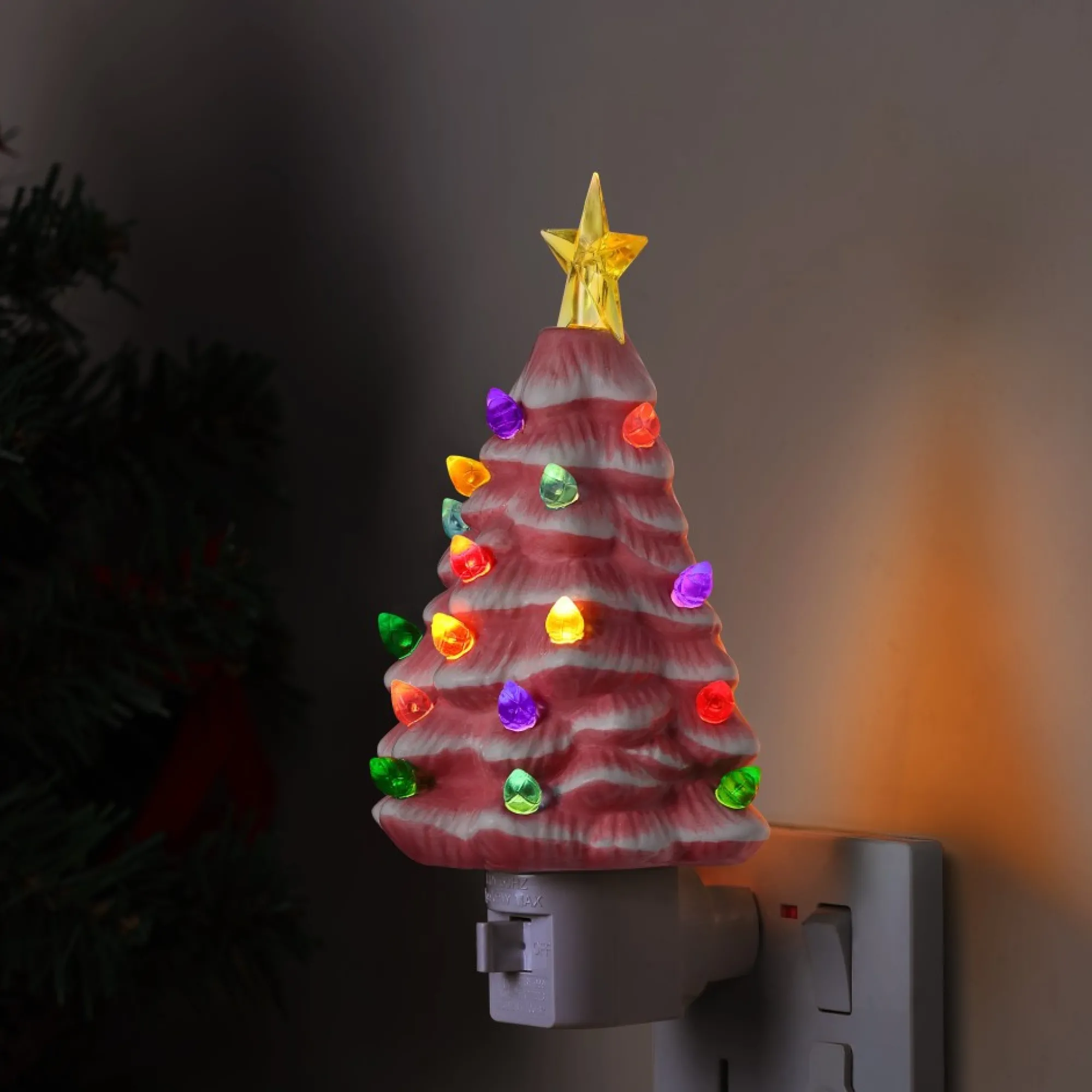 Mr. Christmas Pink Ceramic Trees>Nostalgic Ceramic Tree Nightlight - Pink